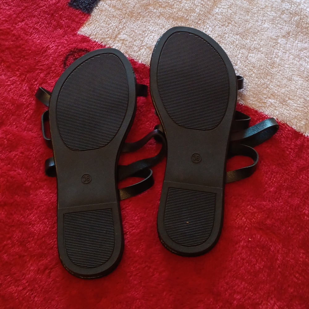 Sandals - Picture 2 of 2